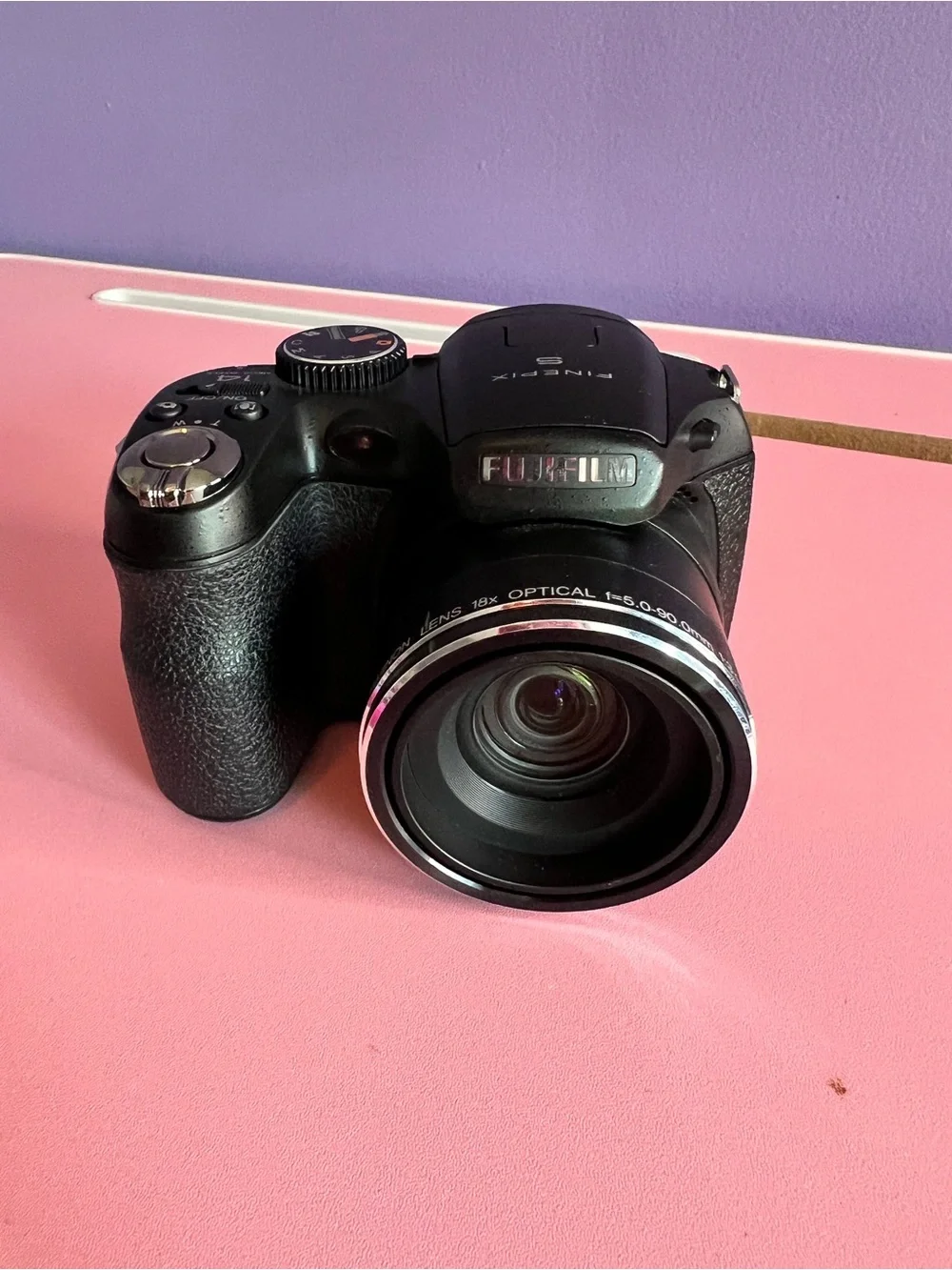 Fujifilm Finepix S2950 Digital Camera with Lowepro Edit 110 Camera Bag